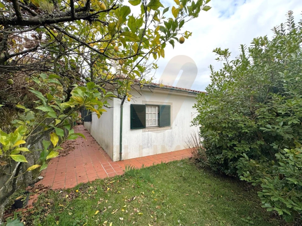 Moradia T4 para Venda em Rebordões (Souto) Foto 28