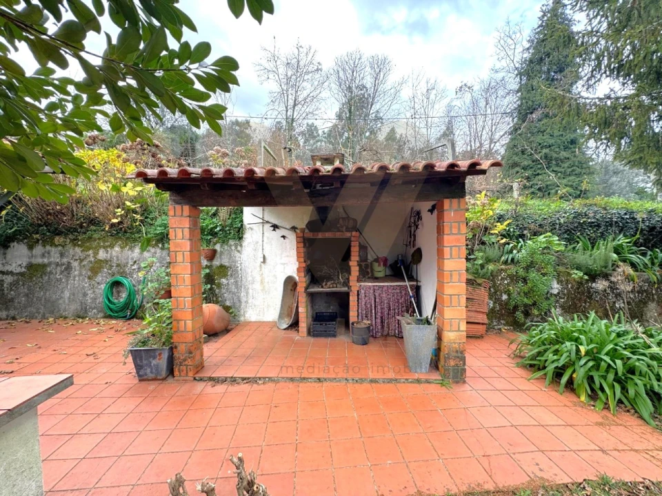 Moradia T4 para Venda em Rebordões (Souto) Foto 32