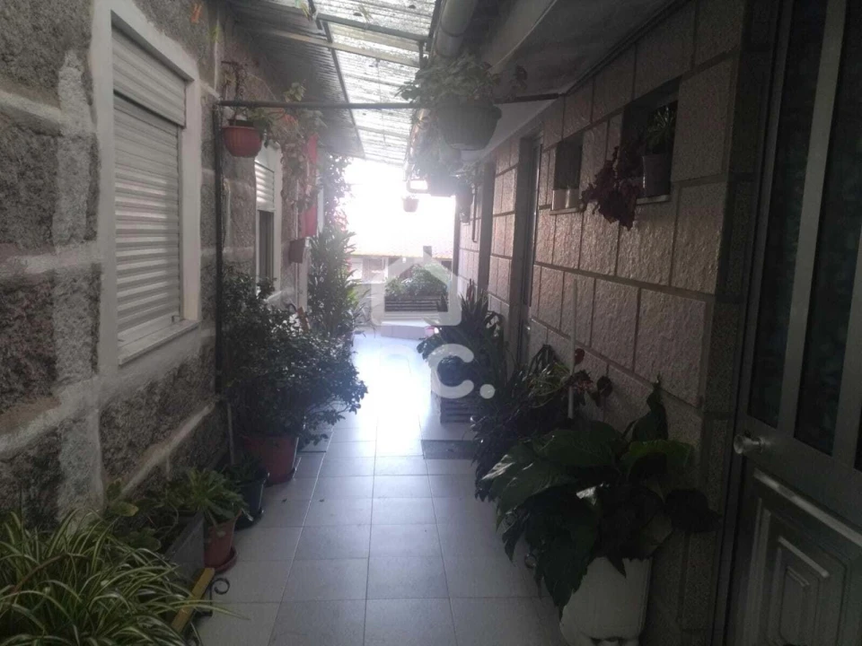 Moradia T2 para Venda em Selho (São Cristovão) Foto 8