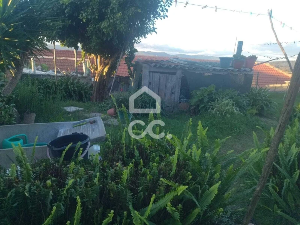 Moradia T2 para Venda em Selho (São Cristovão) Foto 9