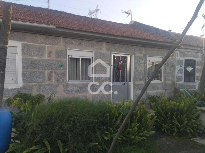 Moradia T2 para Venda em Selho (São Cristovão) Foto 3