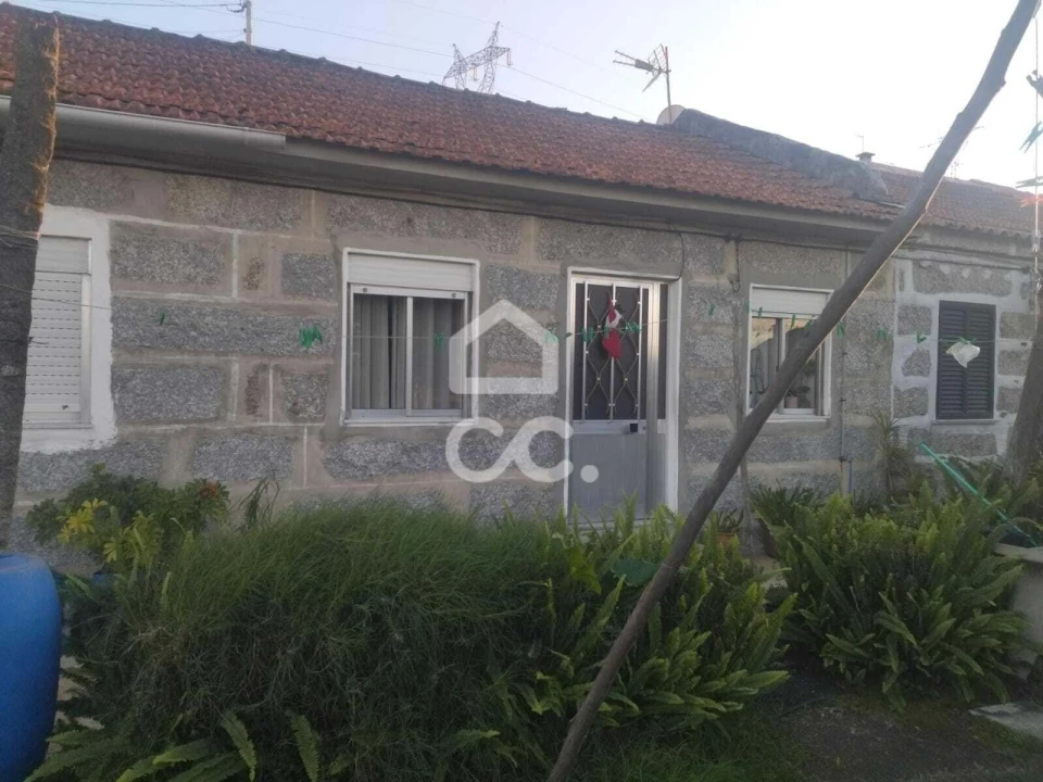 Moradia T2 para Venda em Selho (São Cristovão) Foto 3