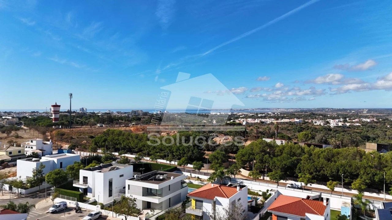 Moradia T3 para Venda em Portimão Foto 27