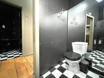 Armazém para Arrendamento em Lordelo do Ouro e Massarelos