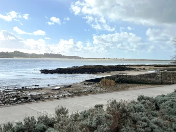 Armazém para Arrendamento em Lordelo do Ouro e Massarelos