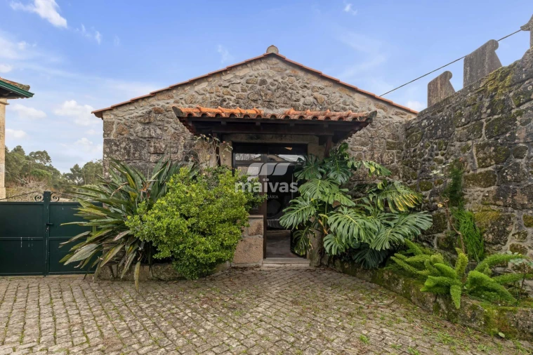 Moradia T5 para Venda em Santa Comba Foto 31