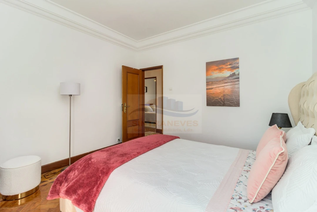Apartamento T7 para Venda em Areeiro Foto 25