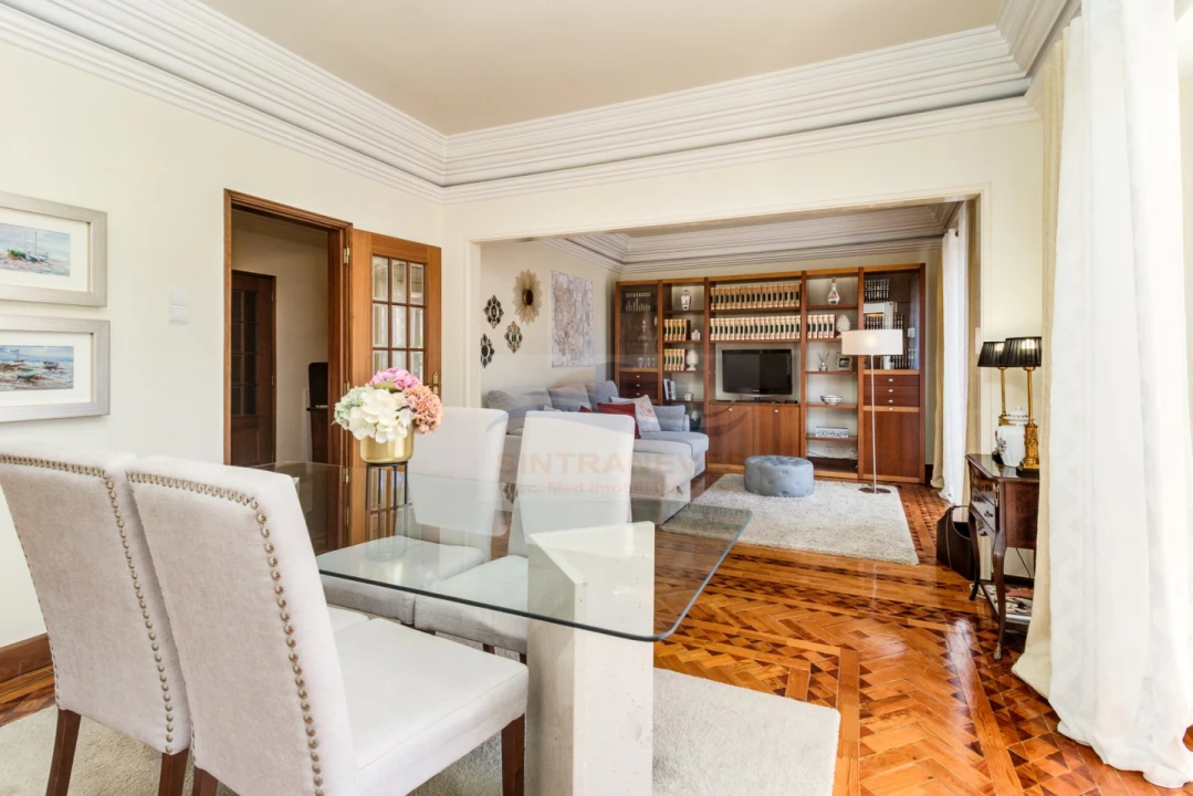 Apartamento T7 para Venda em Areeiro Foto 35