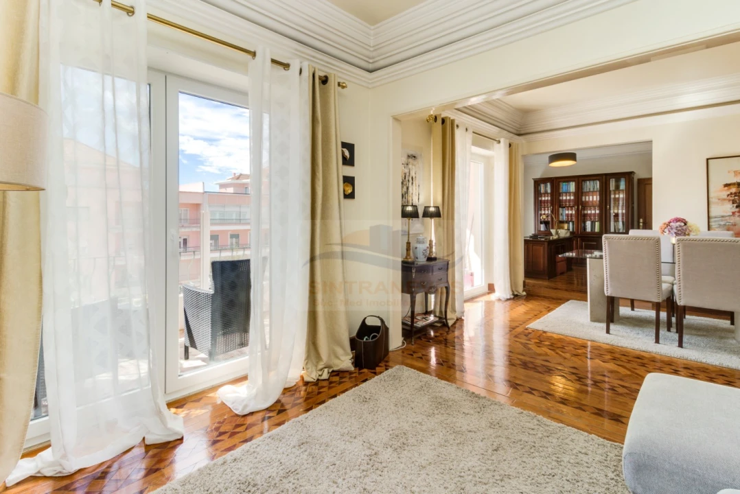 Apartamento T7 para Venda em Areeiro Foto 38
