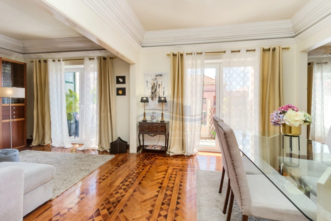 Apartamento T7 para Venda em Areeiro Foto 39