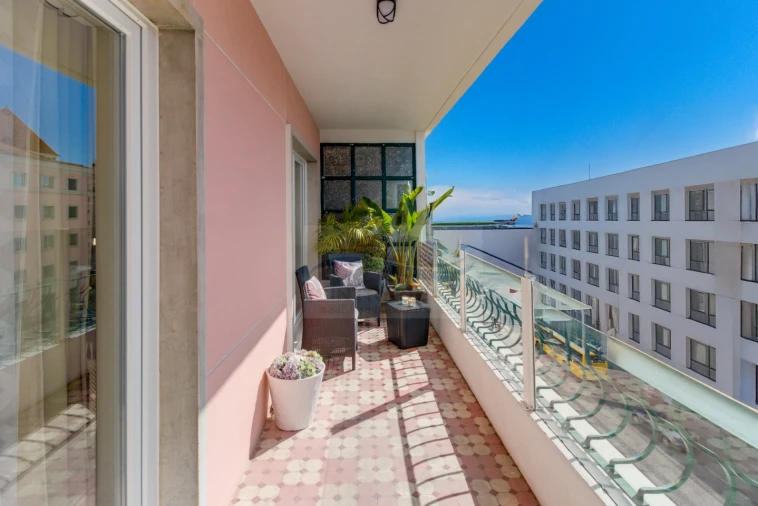 Apartamento T7 para Venda em Areeiro Foto 2