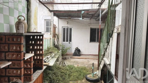 Moradia T4 para Venda em São Martinho de Árvore e Lamarosa