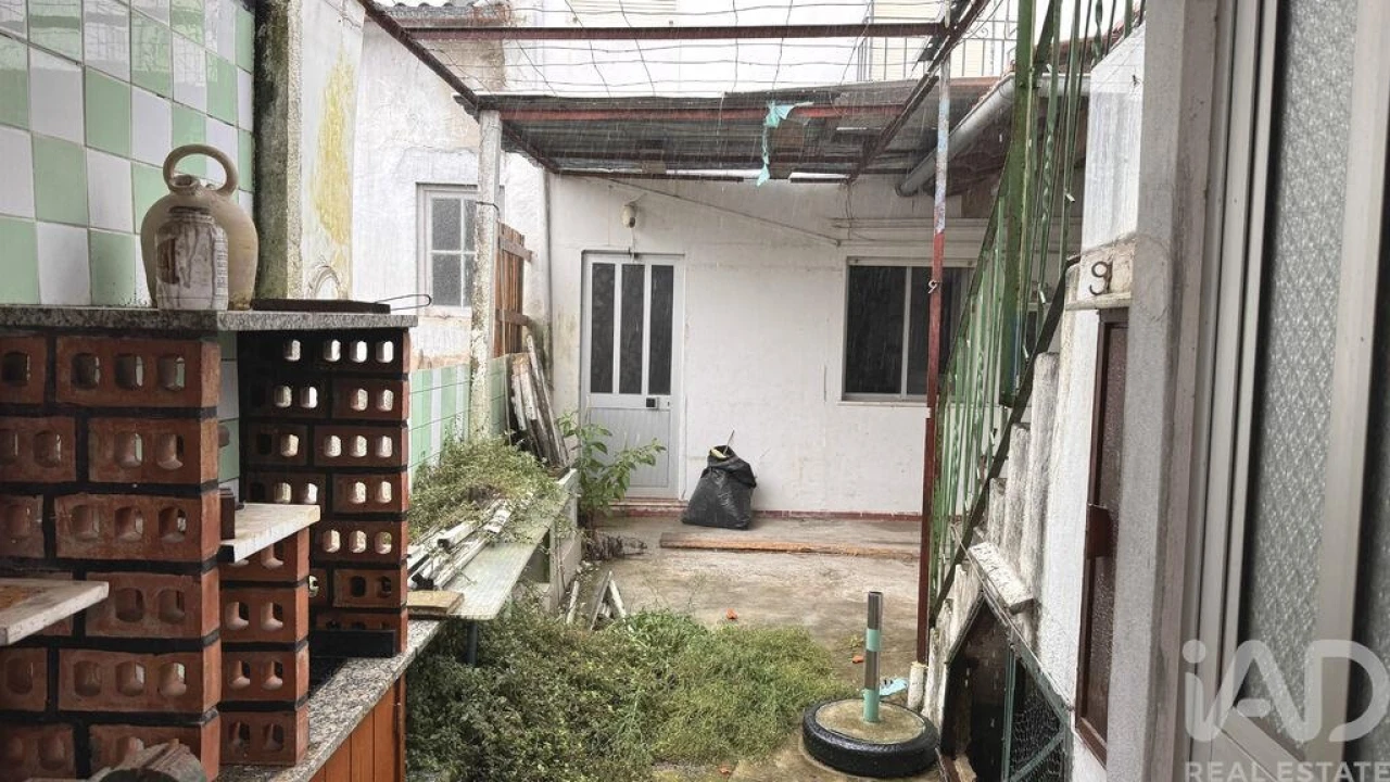 Moradia T4 para Venda em São Martinho de Árvore e Lamarosa Foto 3