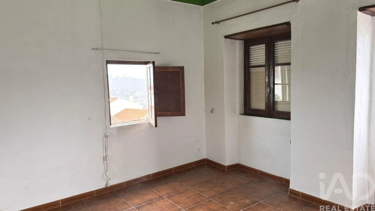 Moradia T4 para Venda em São Martinho de Árvore e Lamarosa Foto 18