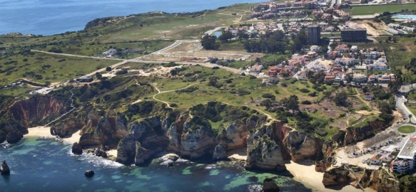 Terreno para Venda em Lagos (São Sebastião e Santa Maria)