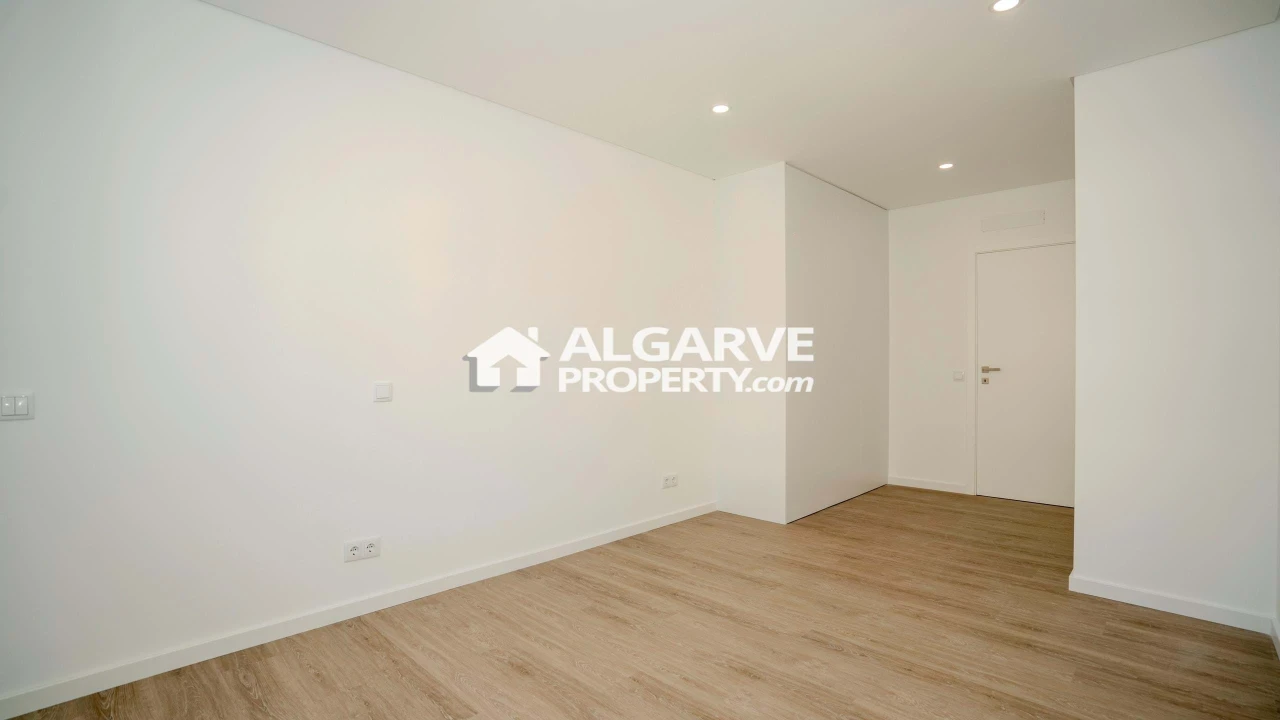 Apartamento T3 para Venda em Montenegro Foto 11