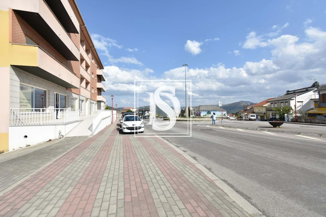 Apartamento T2 para Venda em Vinhais Foto 1