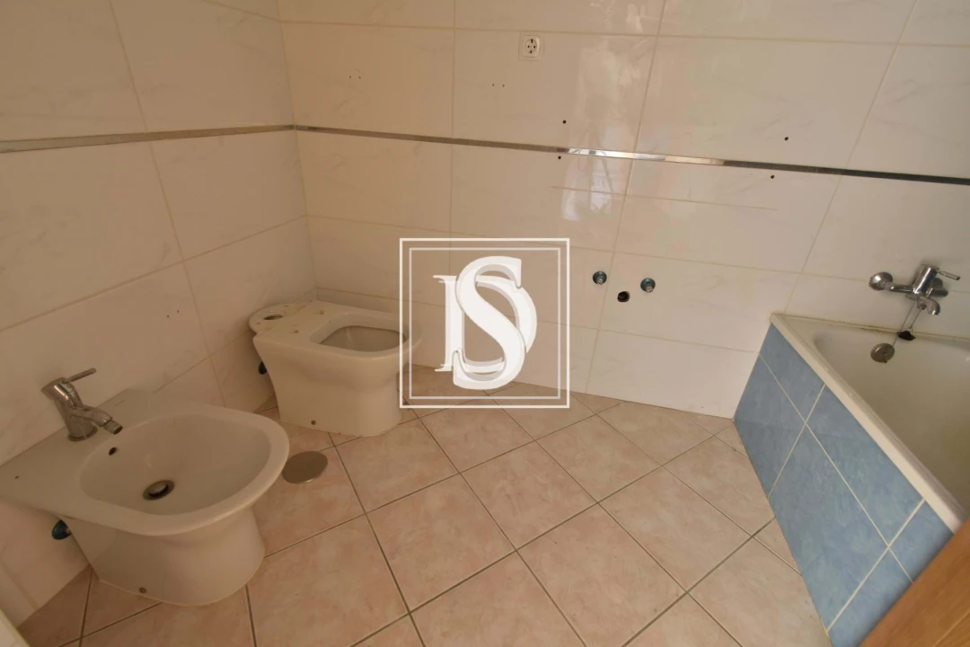 Apartamento T2 para Venda em Vinhais Foto 8