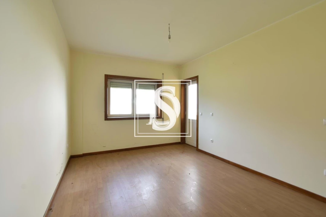 Apartamento T2 para Venda em Vinhais Foto 5