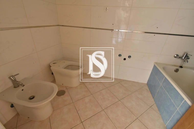 Apartamento T2 para Venda em Vinhais Foto 8