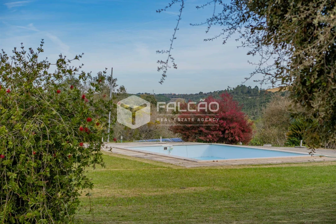 Moradia T7 para Venda em Abitureiras Foto 1