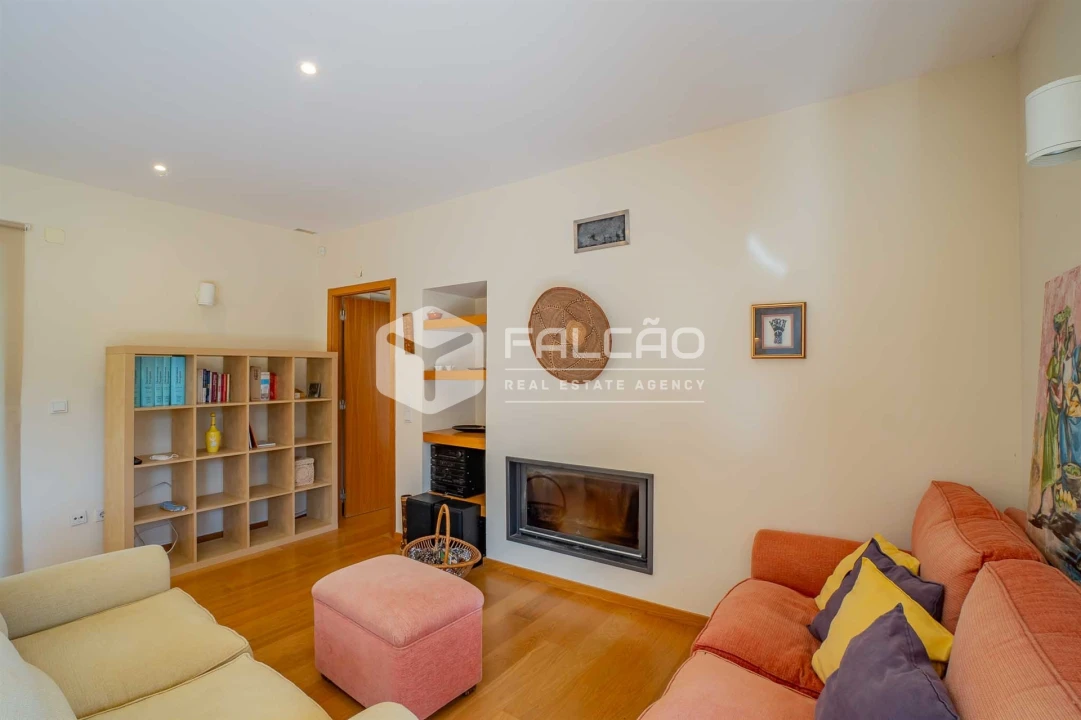 Moradia T7 para Venda em Abitureiras Foto 78