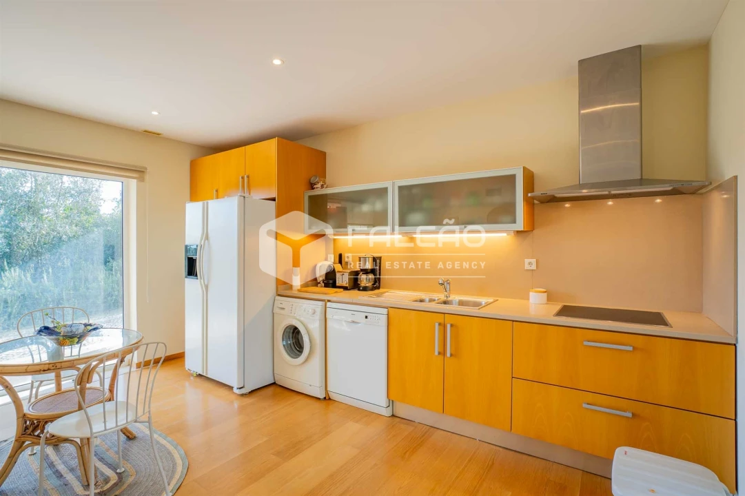 Moradia T7 para Venda em Abitureiras Foto 80