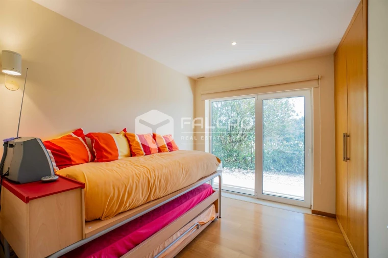 Moradia T7 para Venda em Abitureiras Foto 84