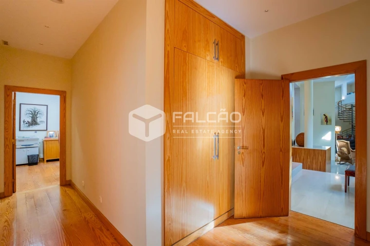 Moradia T7 para Venda em Abitureiras Foto 50