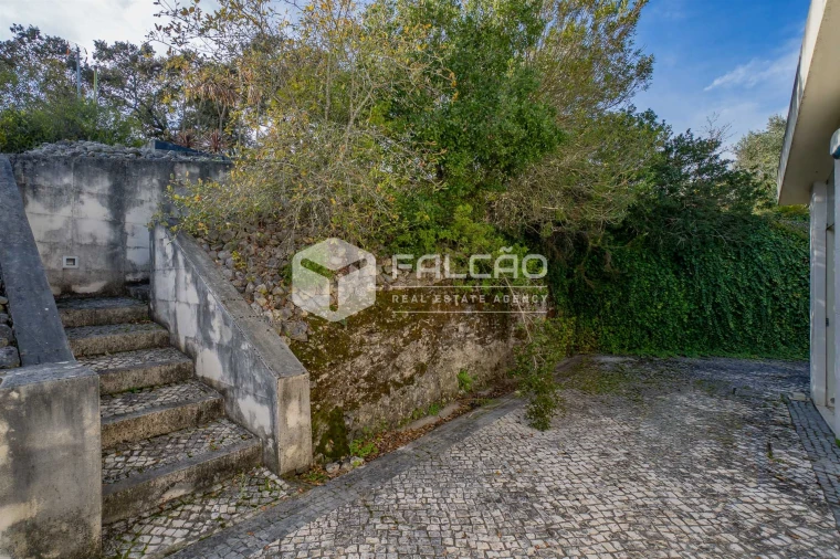 Moradia T7 para Venda em Abitureiras Foto 73