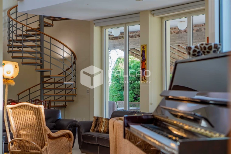 Moradia T7 para Venda em Abitureiras Foto 45