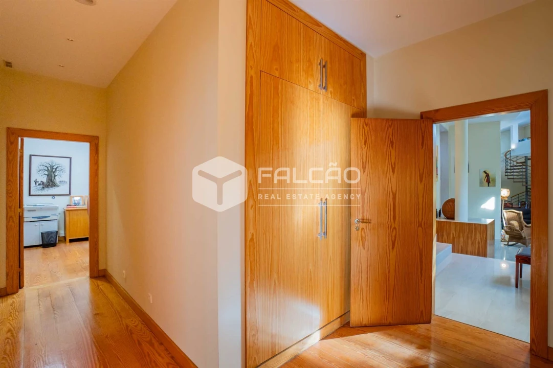 Moradia T7 para Venda em Abitureiras Foto 50