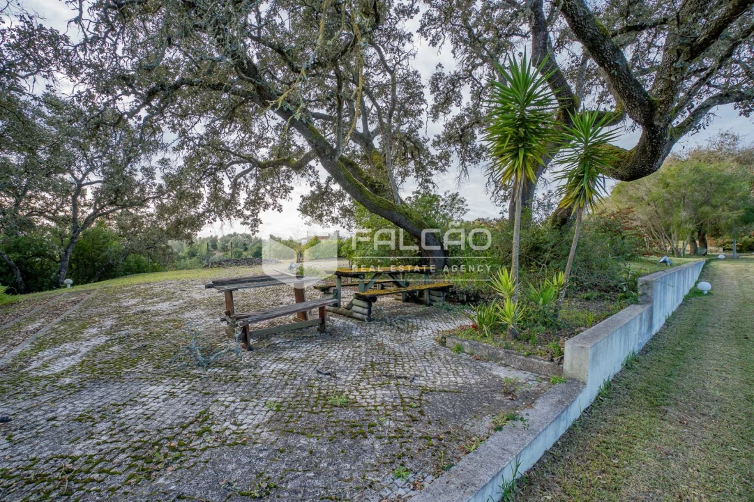 Moradia T7 para Venda em Abitureiras Foto 10