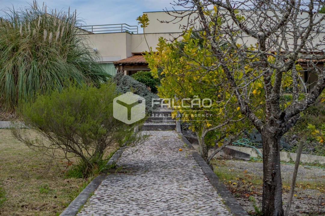 Moradia T7 para Venda em Abitureiras Foto 22