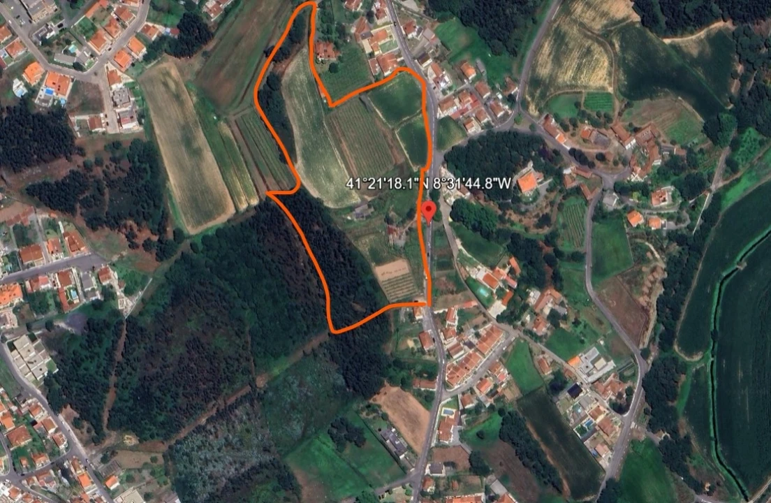 Quinta T0 para Venda em Lousado Foto 1