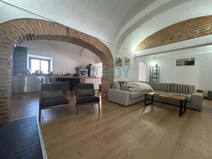 Moradia T4 para Venda em Granja Foto 3