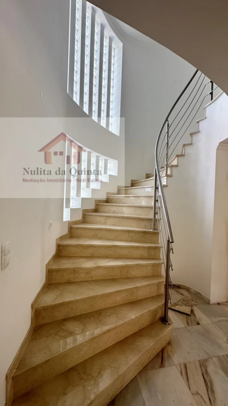 Moradia T4 para Venda em Albufeira e Olhos de Água Foto 8