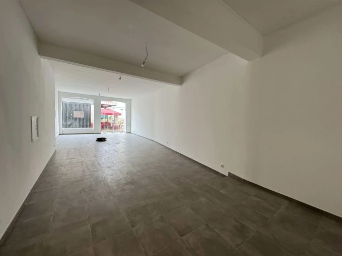 Loja para Arrendamento em São João Baptista e Santa Maria dos Olivais Foto 7