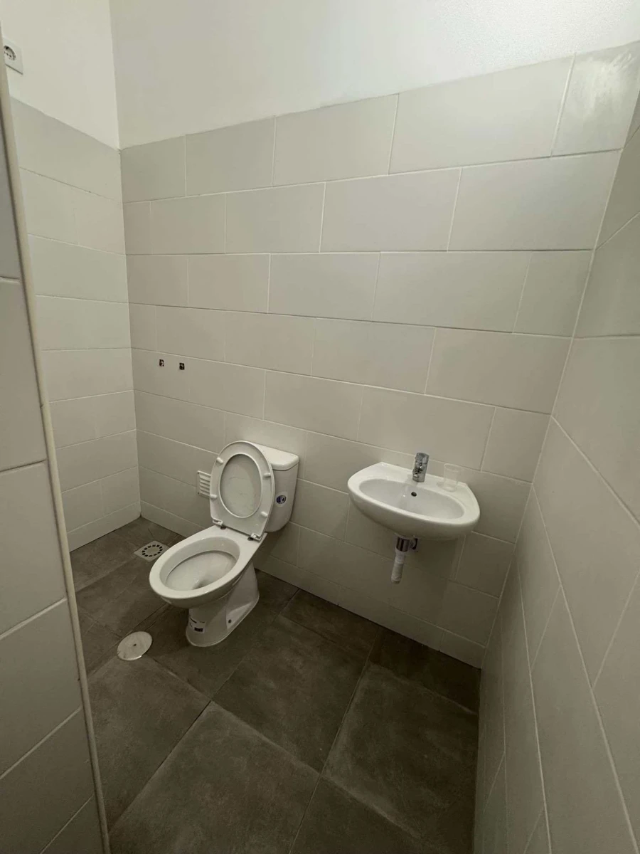 Loja para Arrendamento em São João Baptista e Santa Maria dos Olivais Foto 14