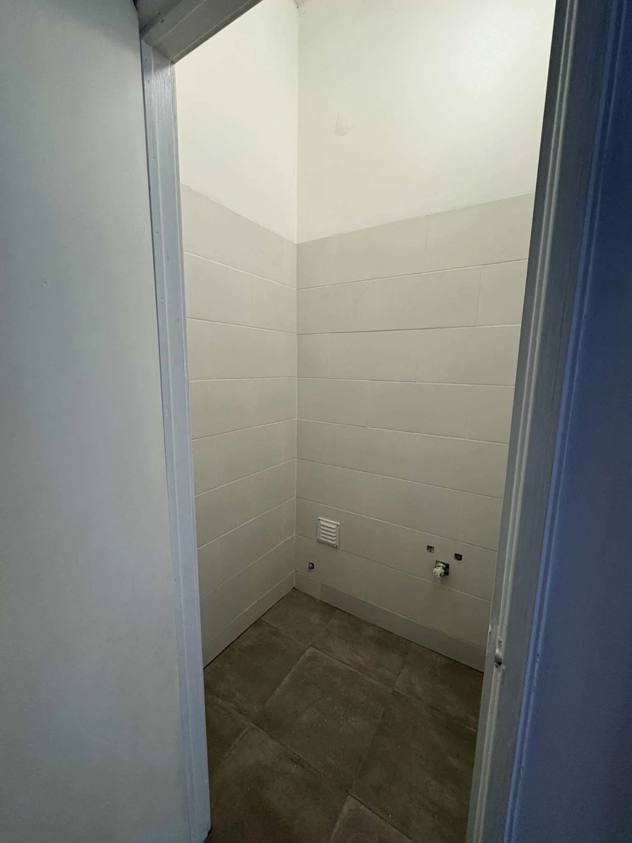 Loja para Arrendamento em São João Baptista e Santa Maria dos Olivais Foto 15