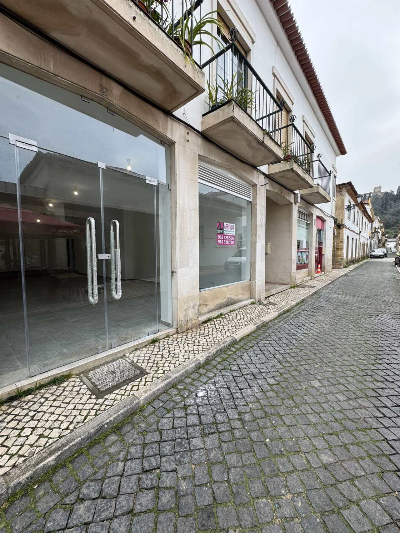 Loja para Arrendamento em São João Baptista e Santa Maria dos Olivais Foto 4