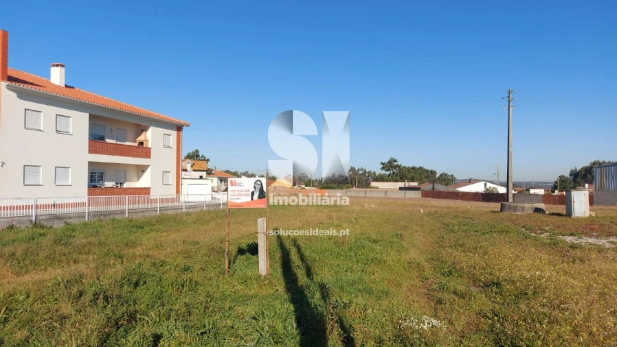 Terreno para Venda em Vieira de Leiria Foto 2