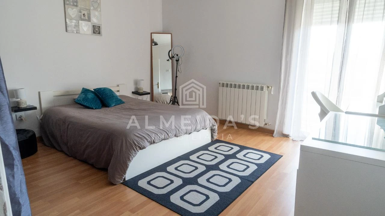 Moradia T3 para Venda em Loivos e Póvoa de Agrações Foto 9