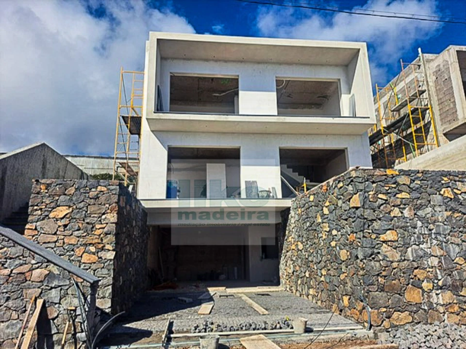 Quinta T3 para Venda em Santa Cruz Foto 4