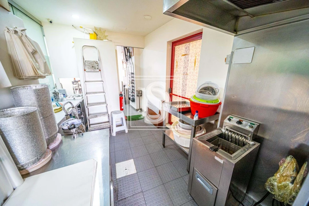 Negócio para Venda em Póvoa de Santa Iria e Forte da Casa Foto 6