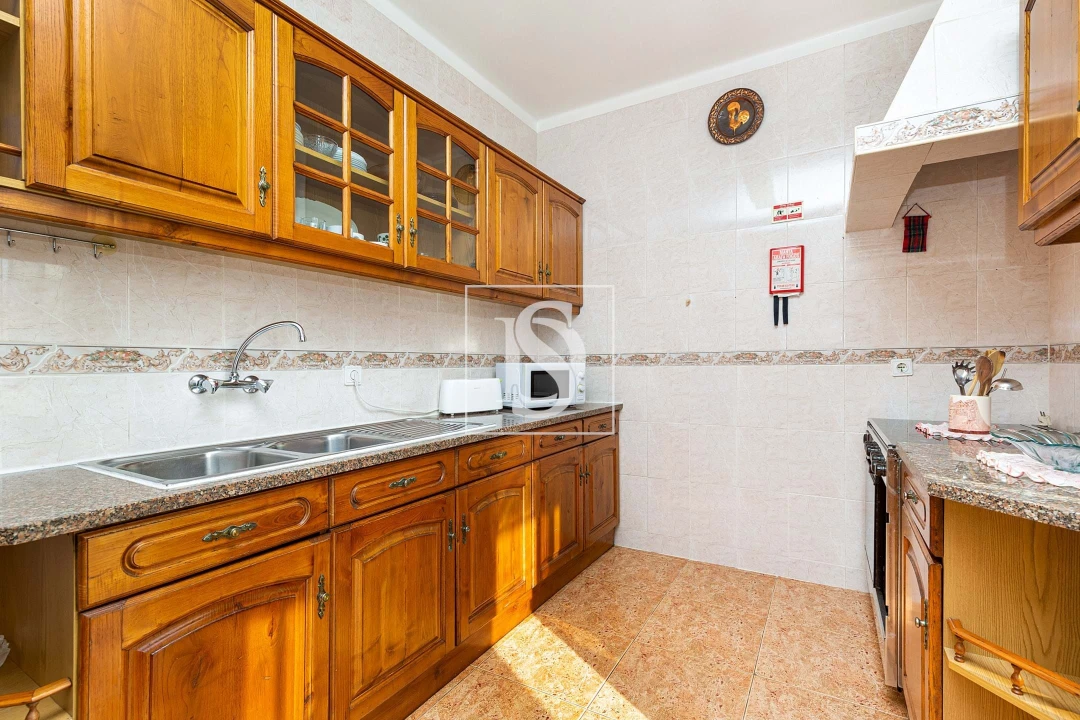 Moradia T3 para Venda em Santo Quintino Foto 6