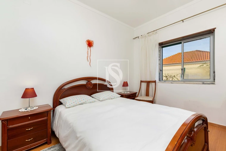 Moradia T3 para Venda em Santo Quintino Foto 12