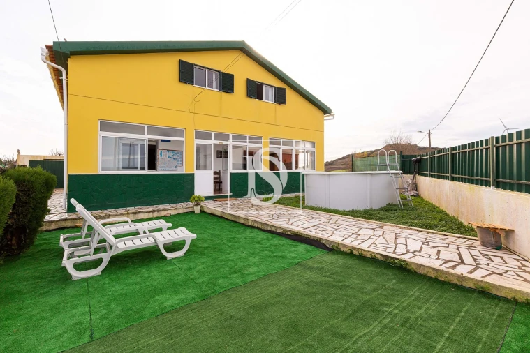 Moradia T3 para Venda em Santo Quintino