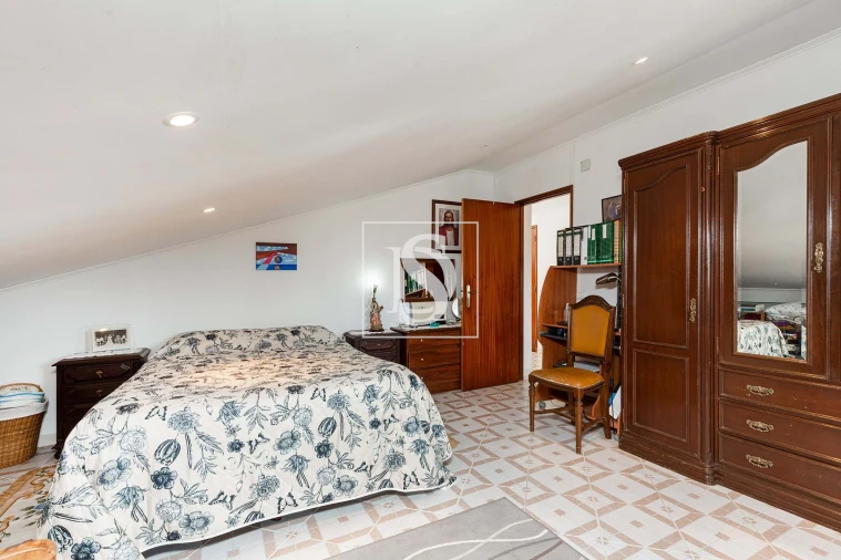 Moradia T3 para Venda em Santo Quintino Foto 13