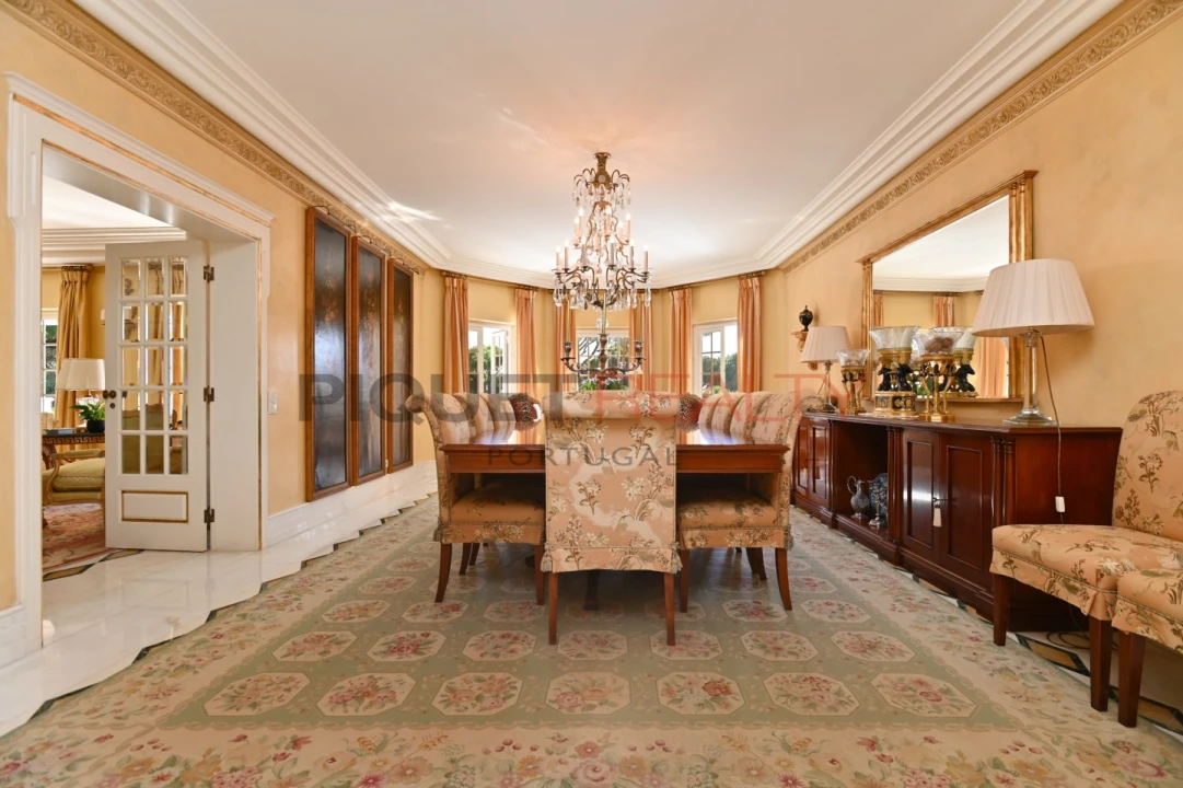 Moradia T6 para Venda em Cascais e Estoril Foto 13